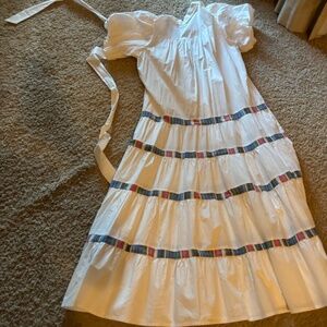 Ces Femme Lightly Uses White With Red and Blue Strips